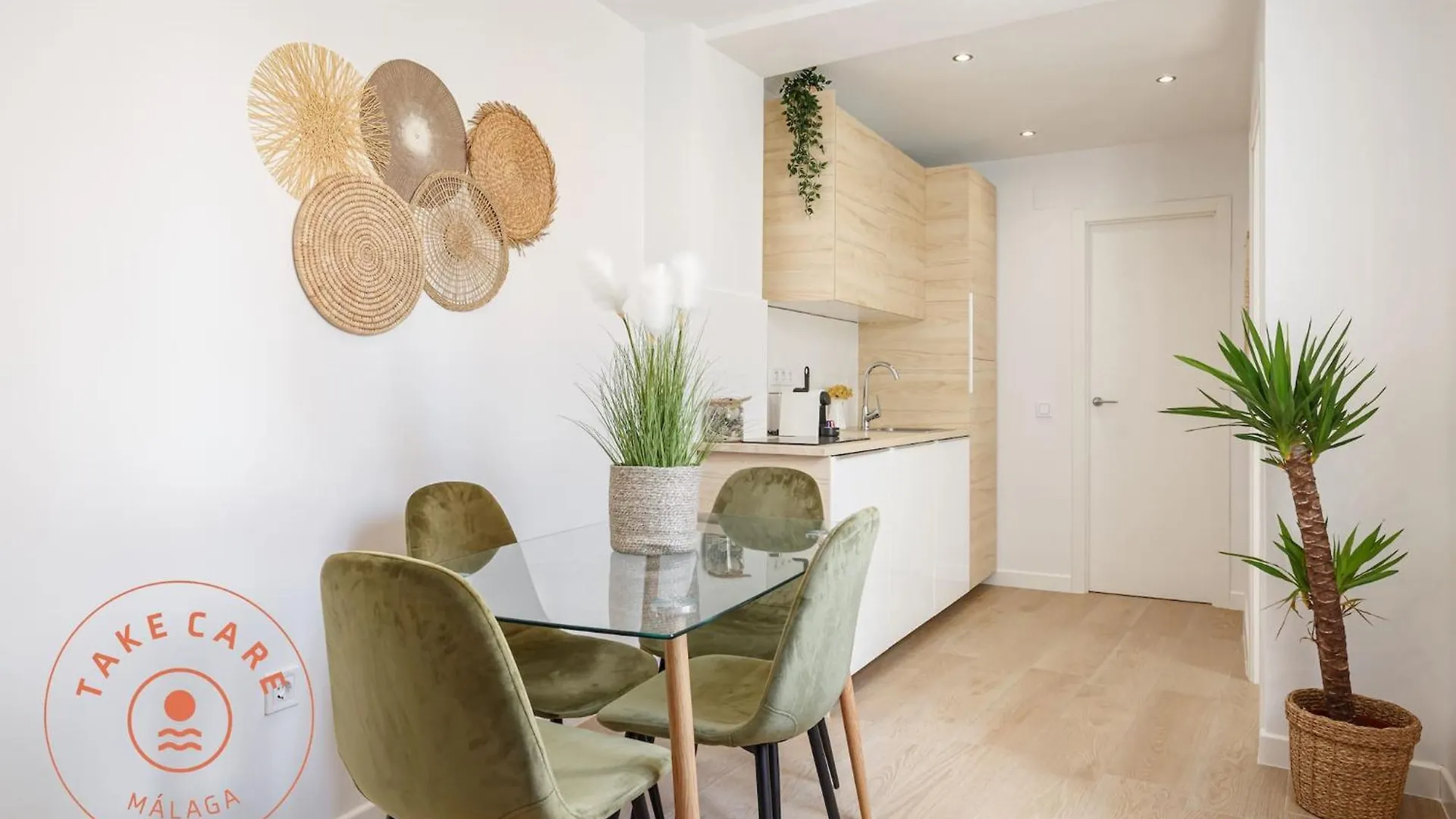 Cosy Apartment In Malaga Centro - Tcm contacts